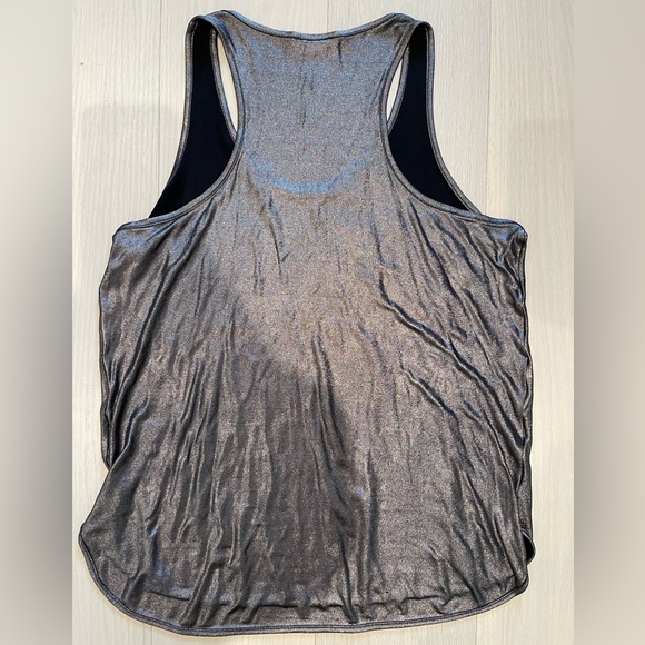 Slinky silver tank top - Picture 3 of 4